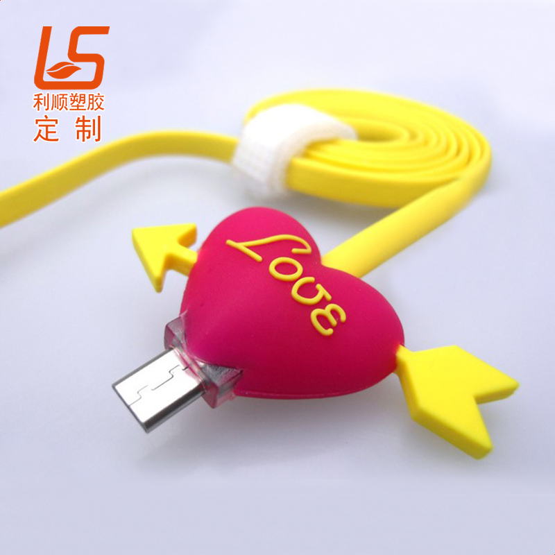 定制卡通公仔數(shù)據(jù)線鑰匙扣發(fā)光數(shù)據(jù)線 (2)